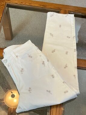 Seven7  White Jeans with Beige Floral Motif